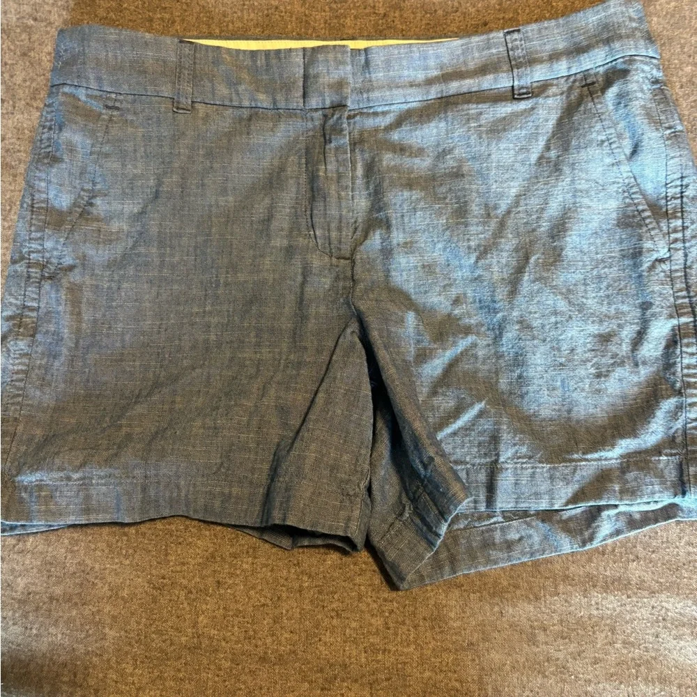 J. Crew 5”‎ Classic Chambray short Medium echo blue wash Size 10